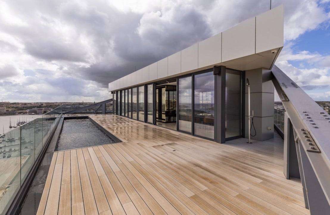 Gzira Penthouse